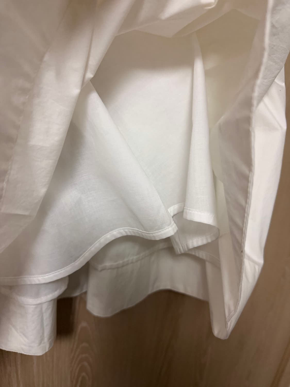 토템 A라인 화이트 롱스커트 상품이미지2