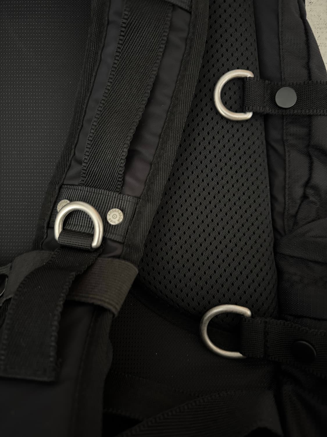 앤더슨벨 유니섹스 테크니컬 스몰 베를린 백팩 상품이미지8