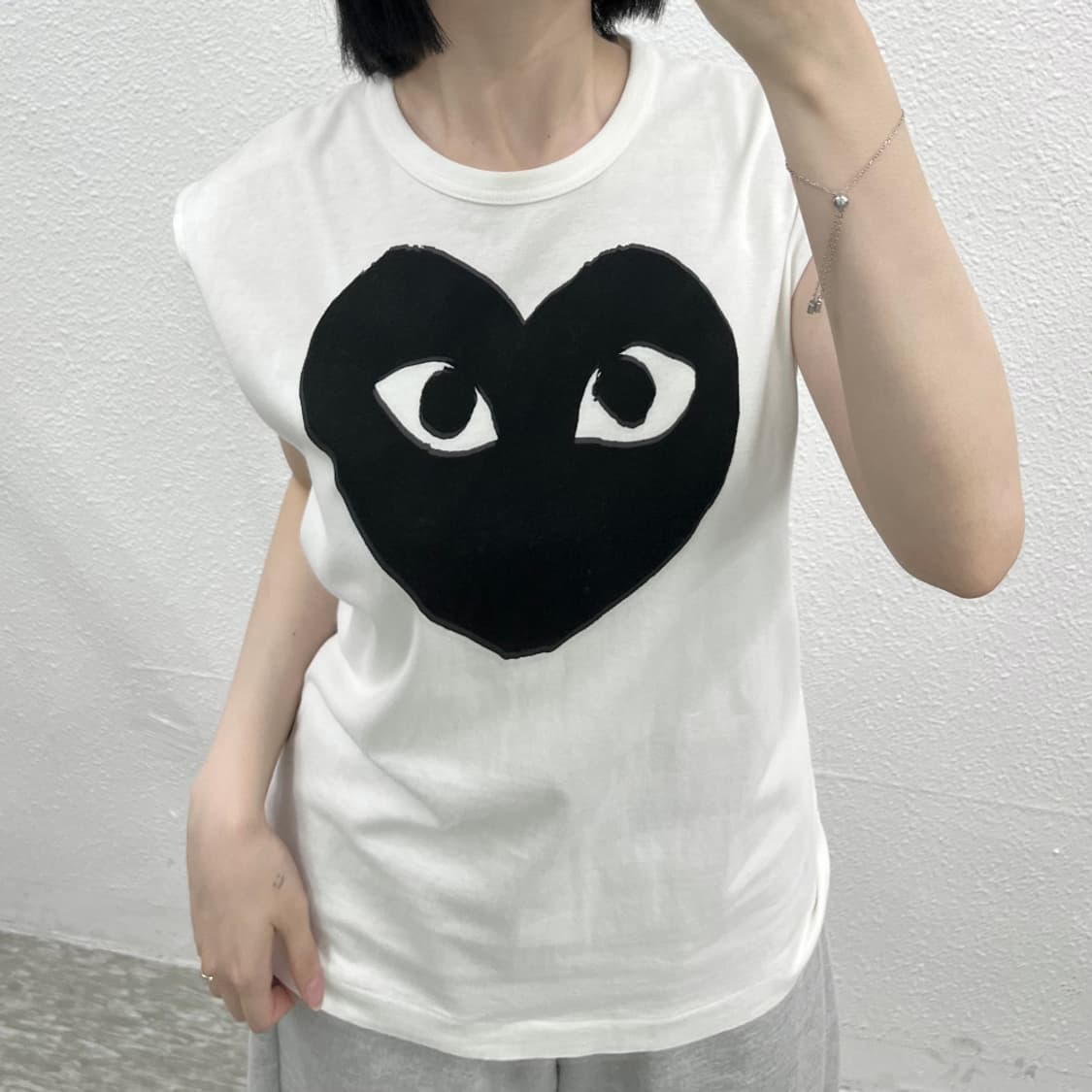 꼼데가르송 빅로고 화이트 민소매 M 상품이미지5