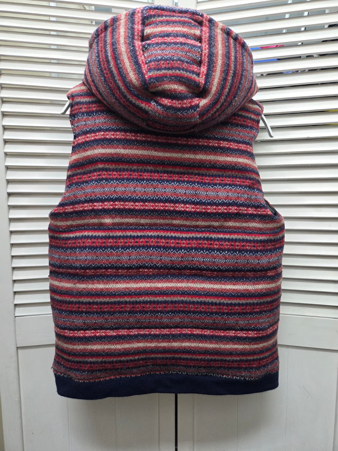 화이트마운티니어링 에스닉 니트 덕다운 베스트 상품이미지6