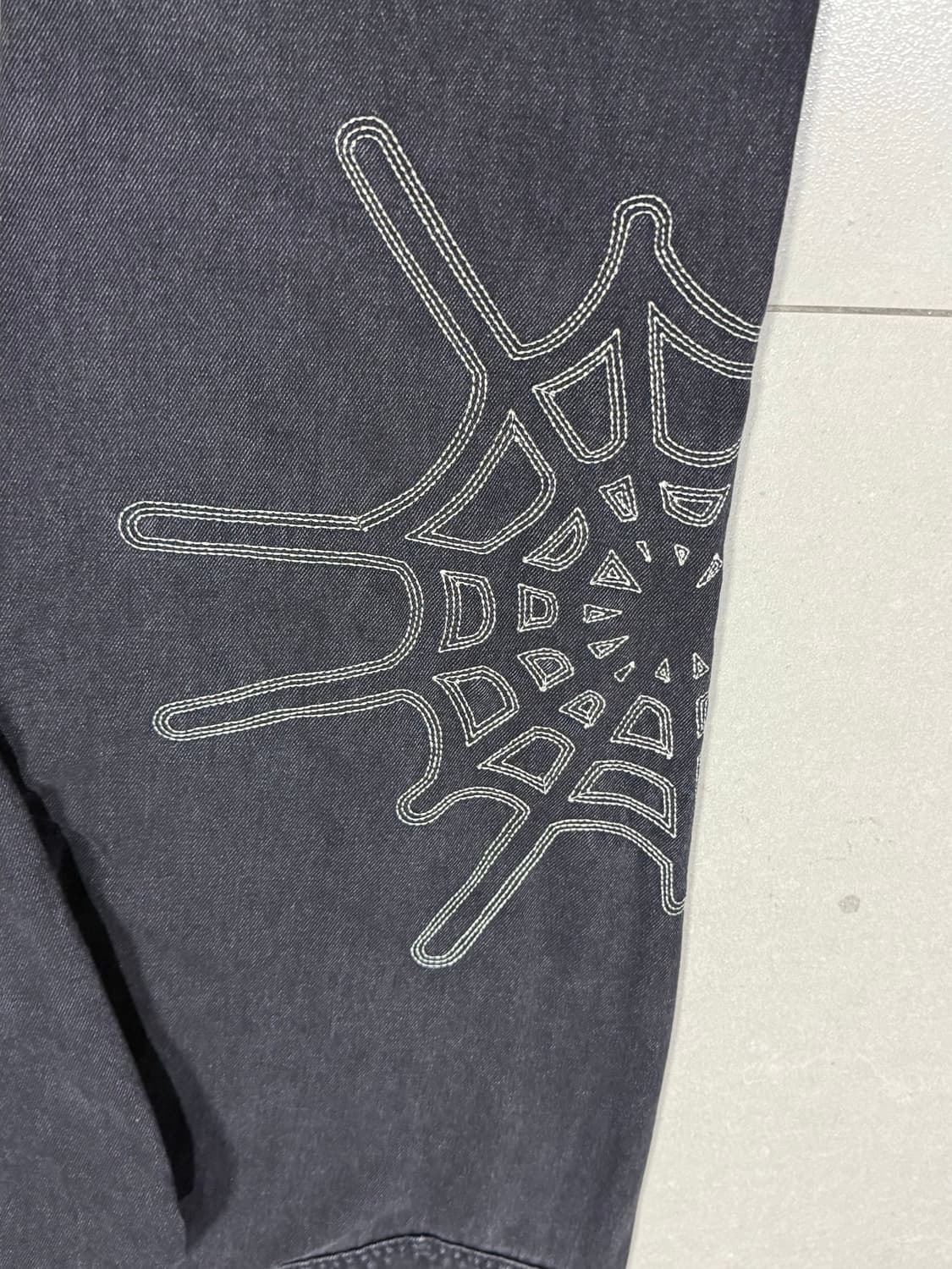 디스이즈네버댓 아카이브 거미줄 자수 데님 스케이터 바지 새 상품 상품이미지4