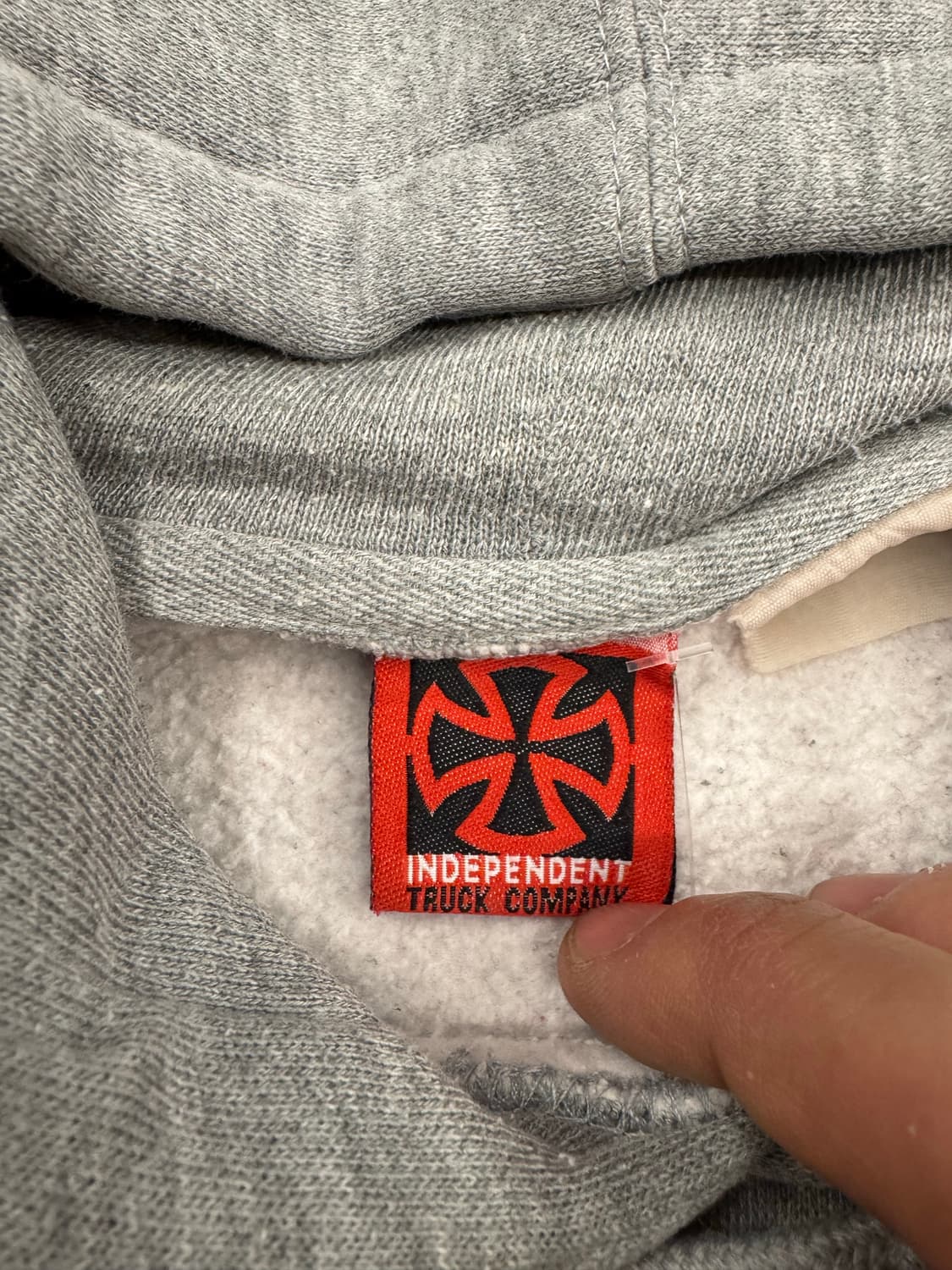OS)인디펜던트 빈티지 그레이 프린팅 후드집업 상품이미지5