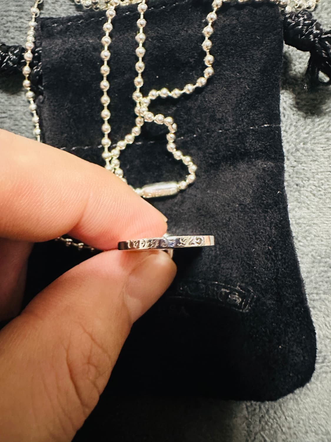 [새상품] 크롬하츠 실버 스몰 컷아웃 CH크로스 도그택 & 볼체인 30“ 상품이미지5