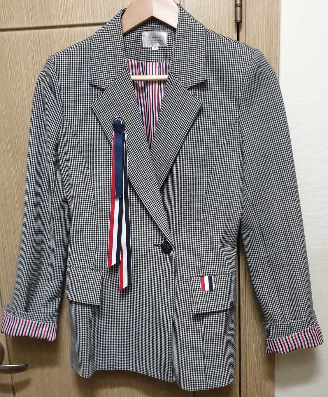 비바루비 삼선 커스텀 깅엄 블레이저 검횐 (M) 상품이미지1