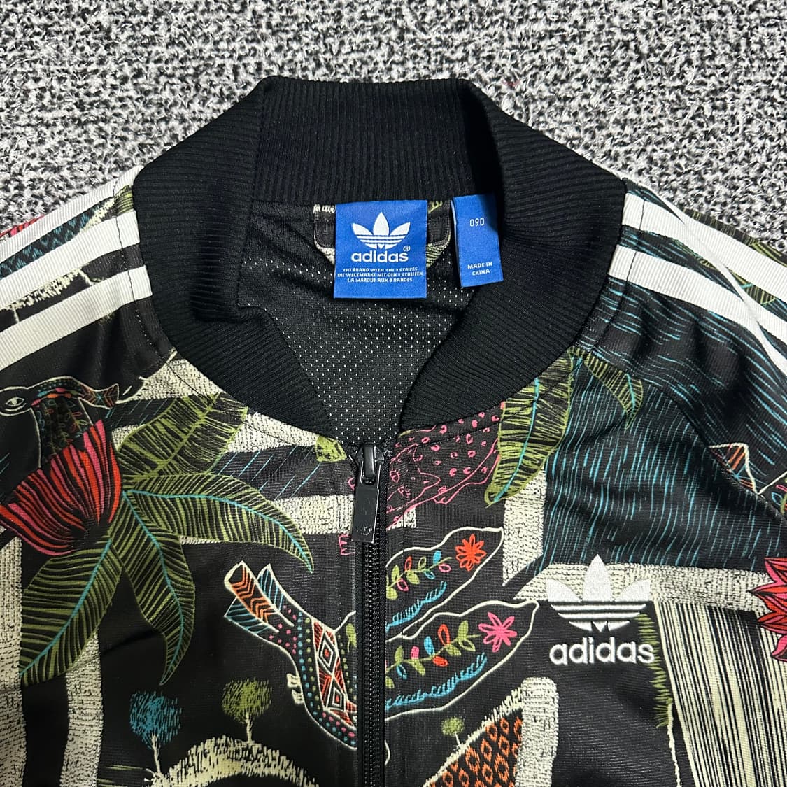 (90) 아디다스 백로고 패턴 트랙탑 져지 상품이미지2