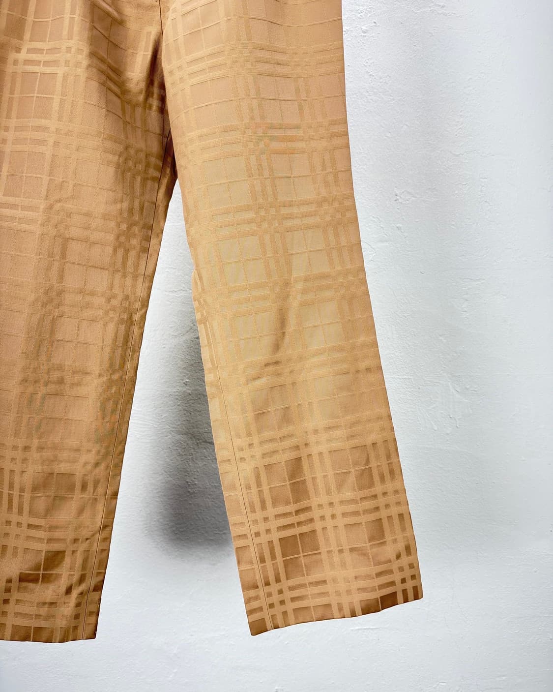 버버리 런던 베이지 체크 그라데이션 코튼 트라우저 상품이미지5