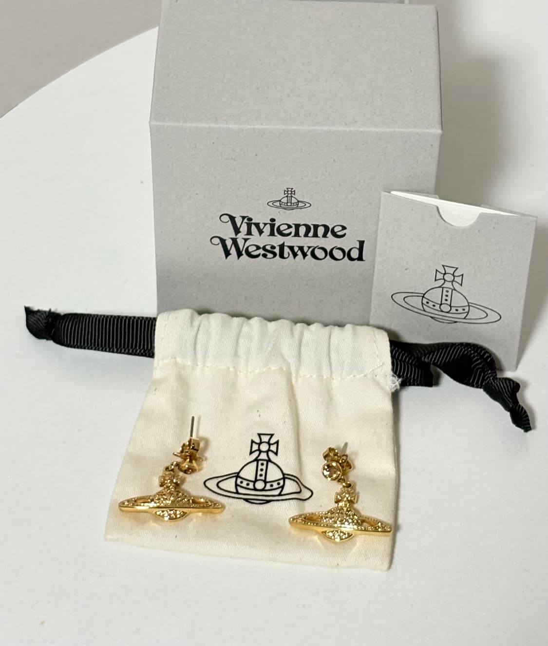 비비안웨스트우드 릴리프 드롭 귀걸이 (골드) 상품이미지1