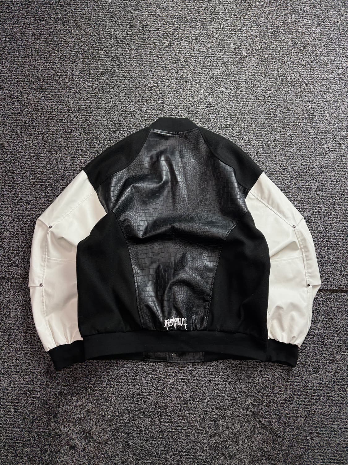 빈티지 풀 고딕 크로스 파이톤 레더 스타디움 자켓 2648 상품이미지5