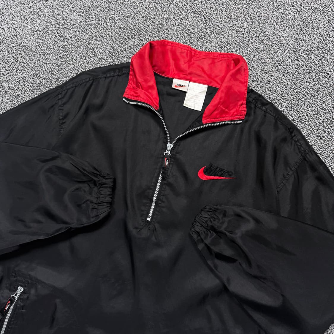 Name : 나이키 올드스쿨 후면 하단 스우시 오버핏 반집업 바람막이 상품이미지2