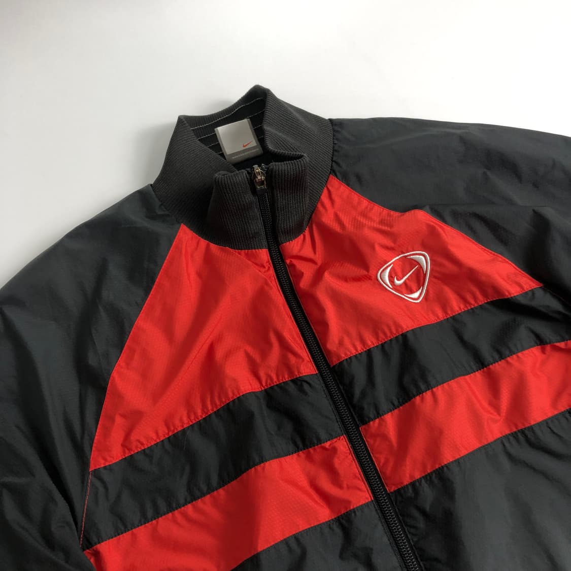 나이키 바람막이 m 상품이미지3