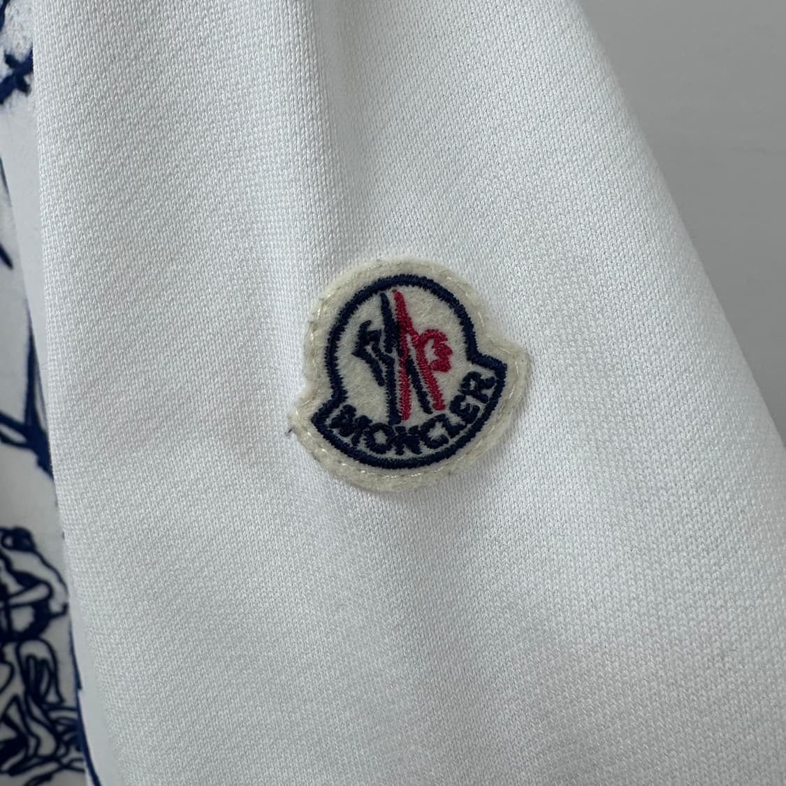 MONCLER 몽클레어 자수 맨투맨 스웻셔츠 100(XL) J26 상품이미지8