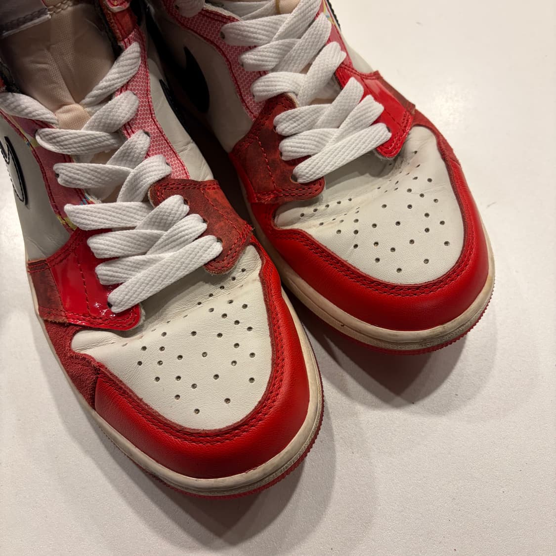 [270] 나이키 에어 조던 1 스파이더맨 하이 OG 레드 상품이미지4