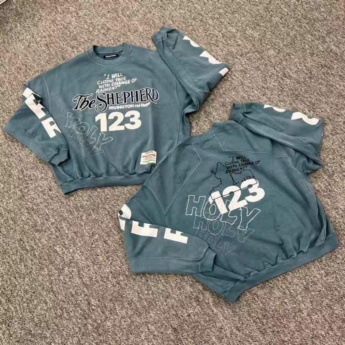 RRR123 셰퍼드 맨투맨 티셔츠 판매합니다 사이즈 3  상품이미지1