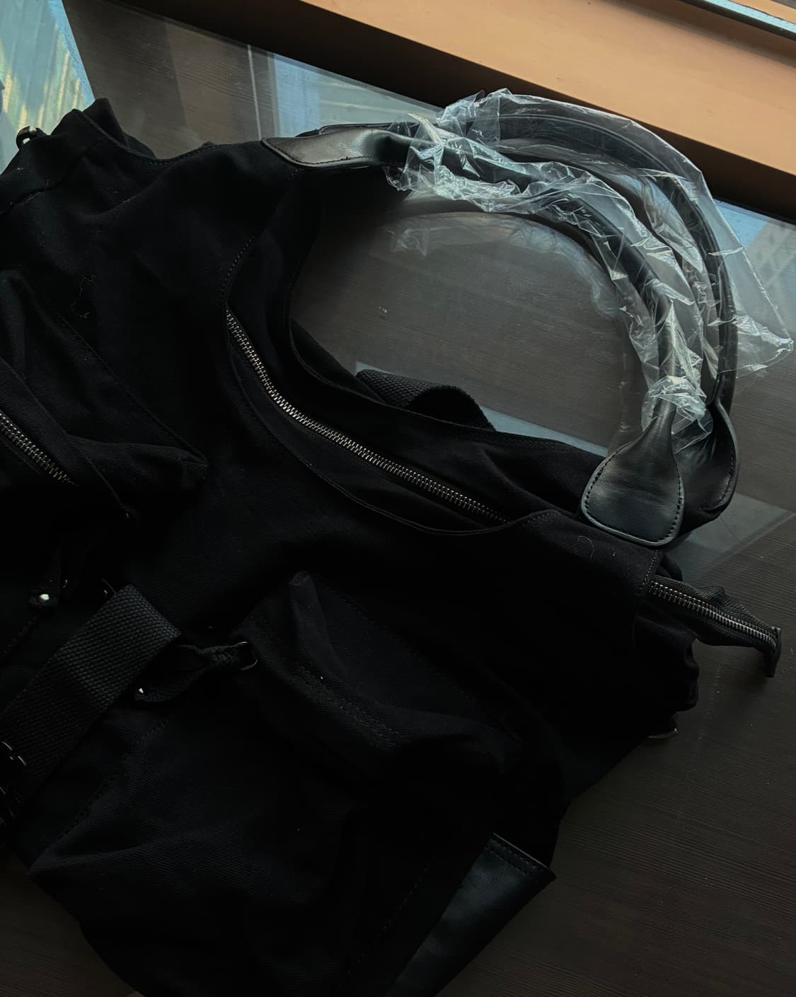 (새상품) 레더리 버클드 코튼 크로스 토트백 [BLACK] 판매 상품이미지8