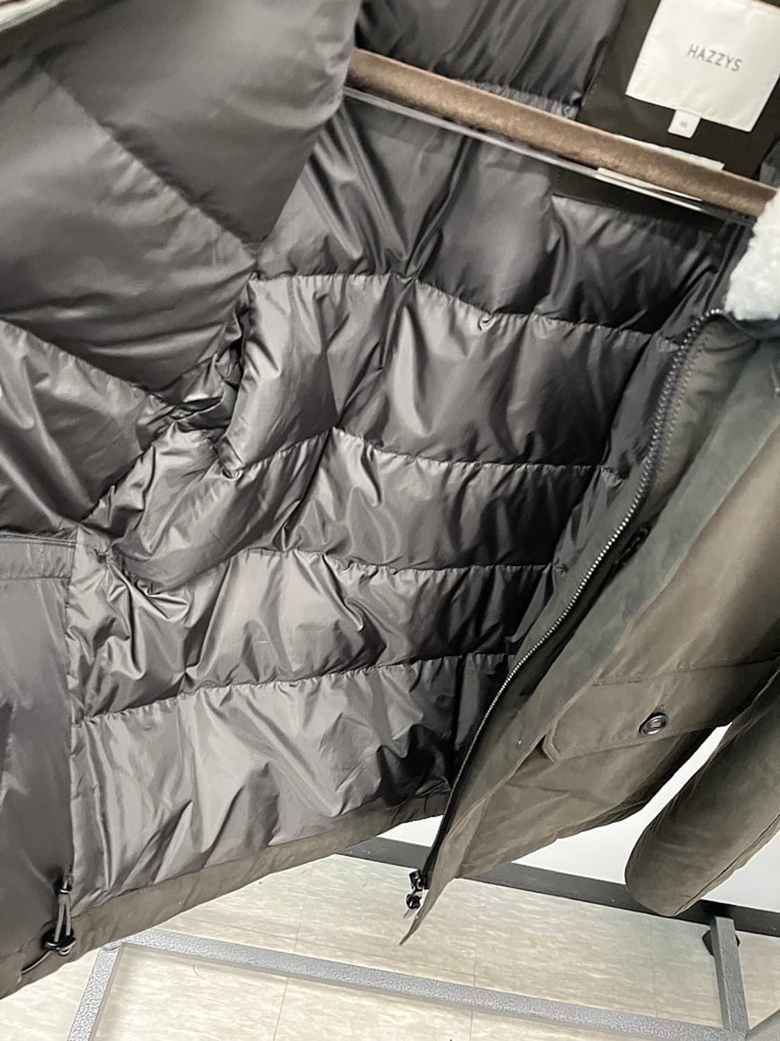 95) 헤지스 24fw 양털 패딩자켓  상품이미지6