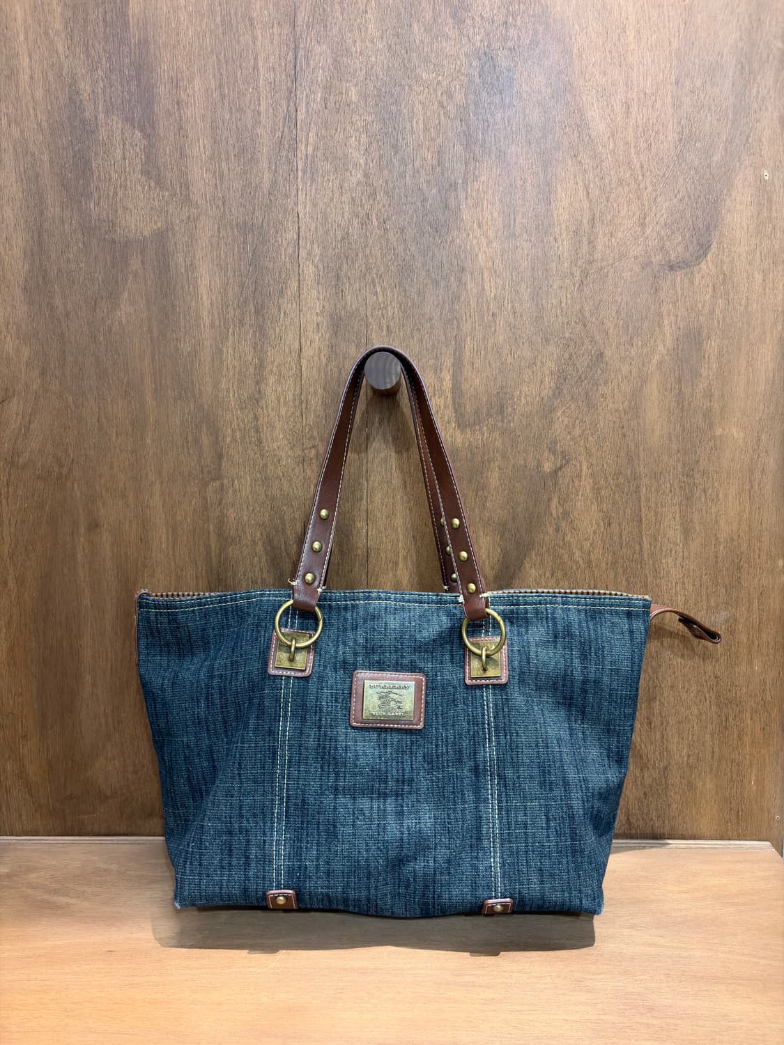 버버리 블루라벨 데님 토트백 상품이미지1