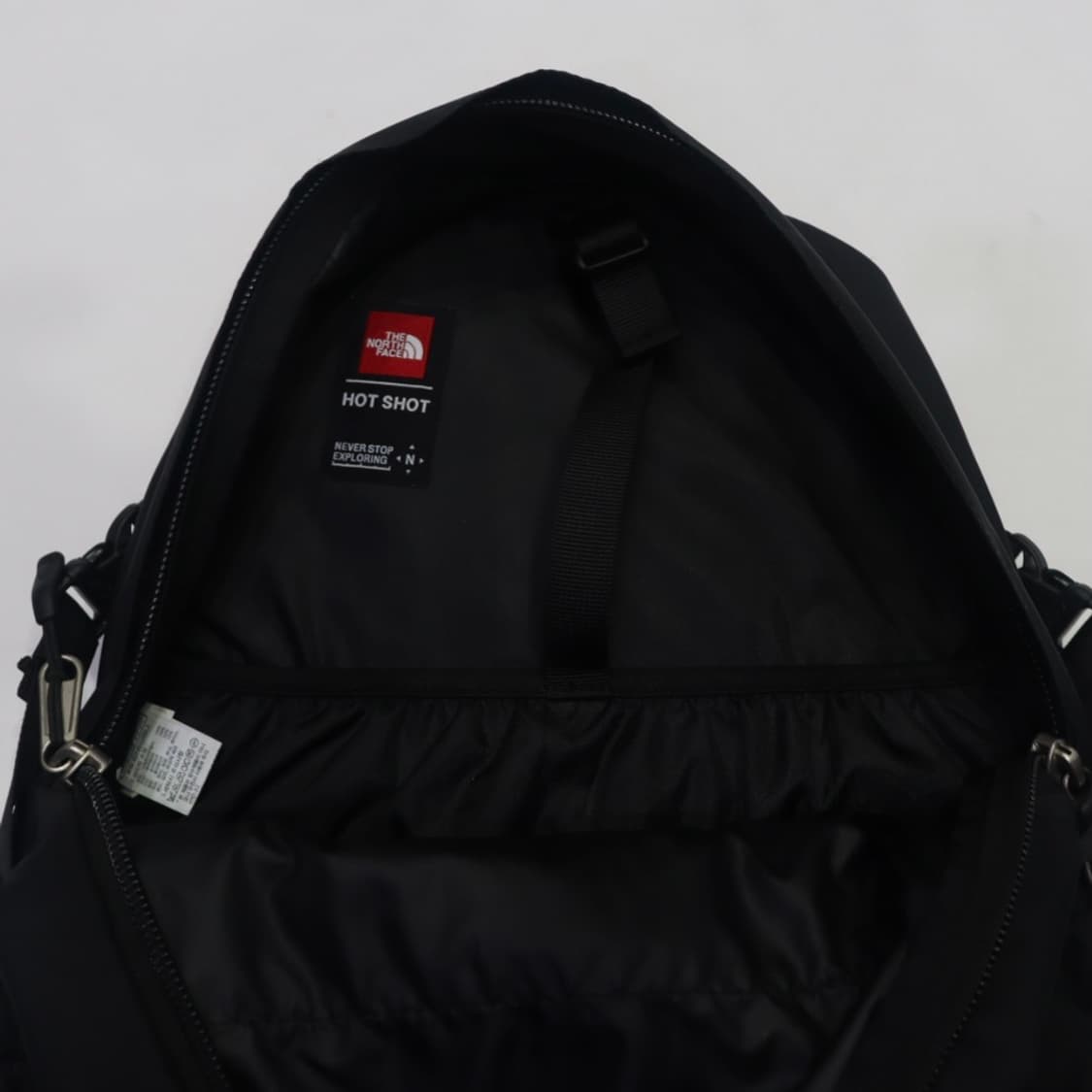 노스페이스 핫샷 블랙 28L 백팩 상품이미지8