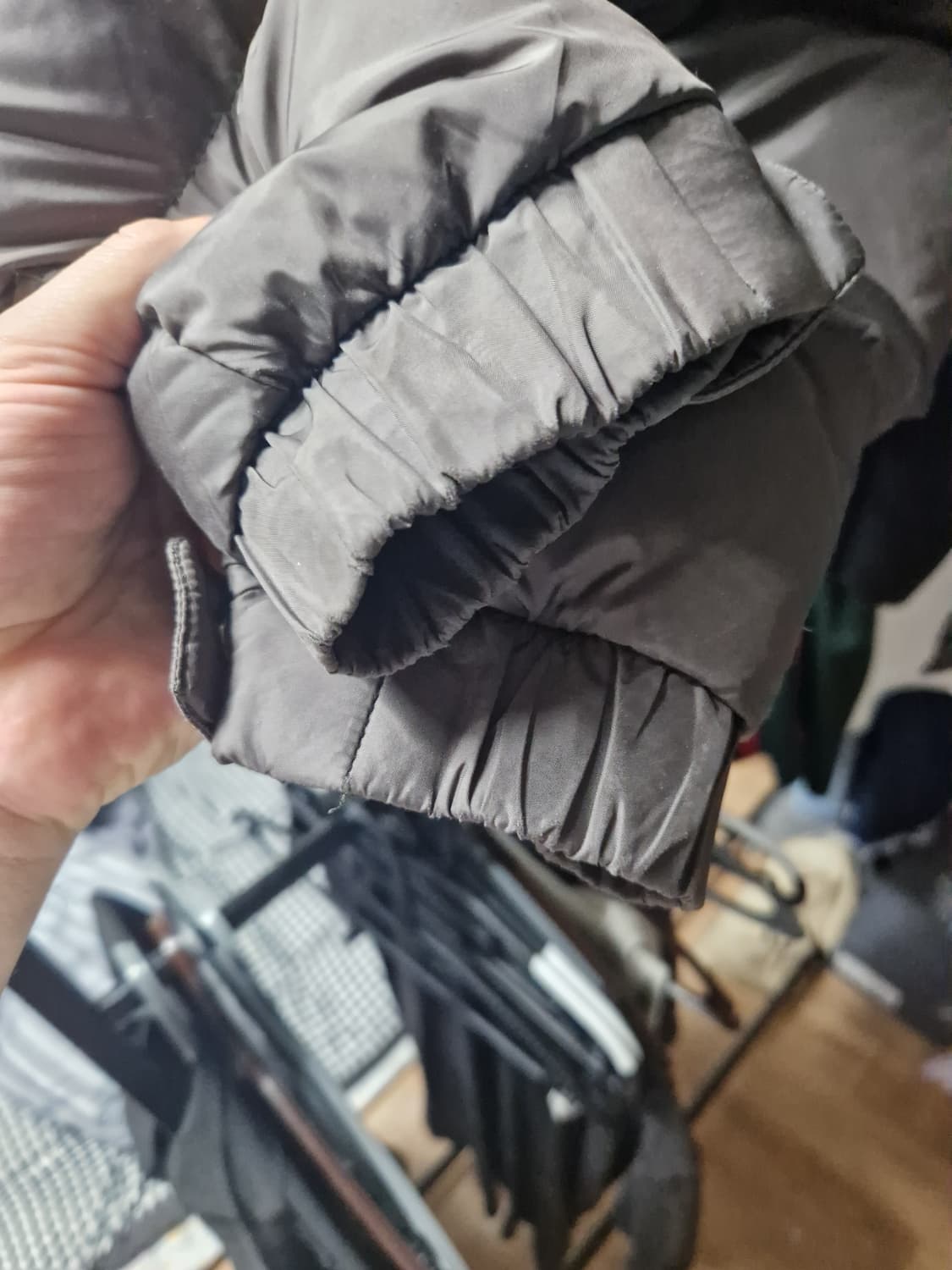 정품 몽클레어 히말라야패딩 저렴히 팝니다. 상품이미지9