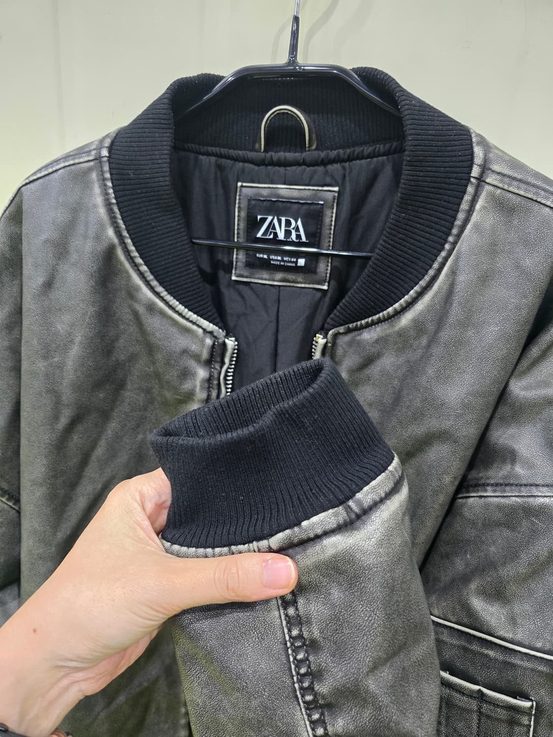 ZARA MAN 페이크레더 봄버자켓 XL   상품이미지2