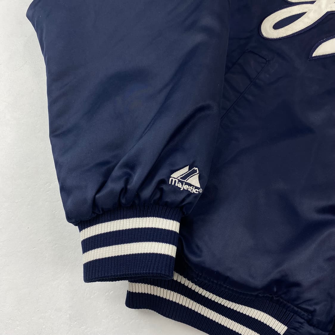 마제스틱 MLB 뉴욕 양키스 자수 빅로고 네이비 바시티 점퍼 (103) 상품이미지5