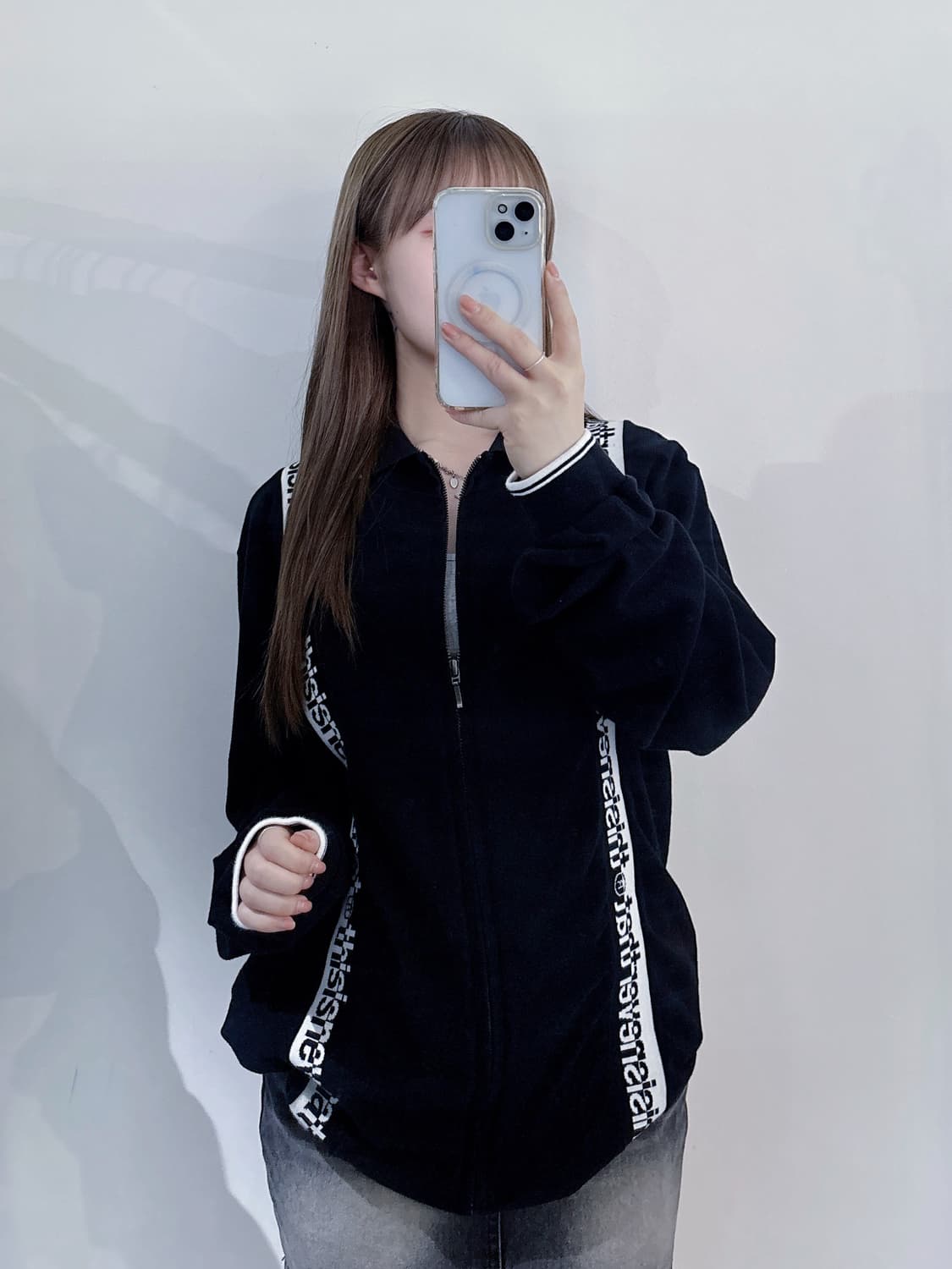 디스이즈네버댓 스펠로고 니트집업 상품이미지1