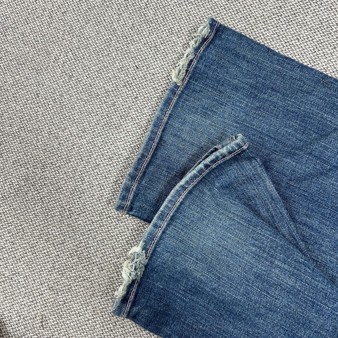 트루릴리전 섹션 부츠컷 데님팬츠(23) 상품이미지5