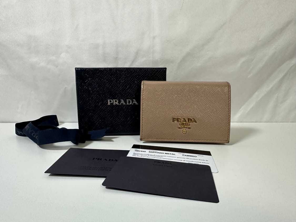 프라다 사피아노 명함지갑 핑크베이지 (OS) 상품이미지1