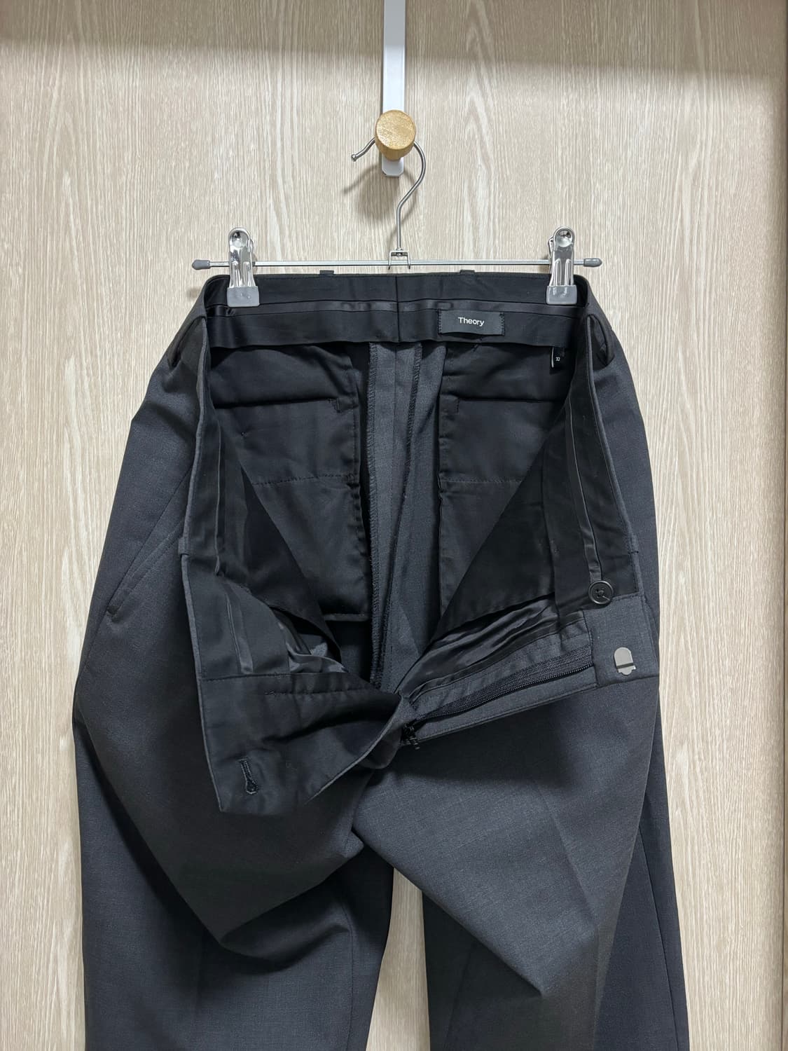 띠어리 말로 뉴테일러 울슬랙스32"/차콜색 상품이미지4