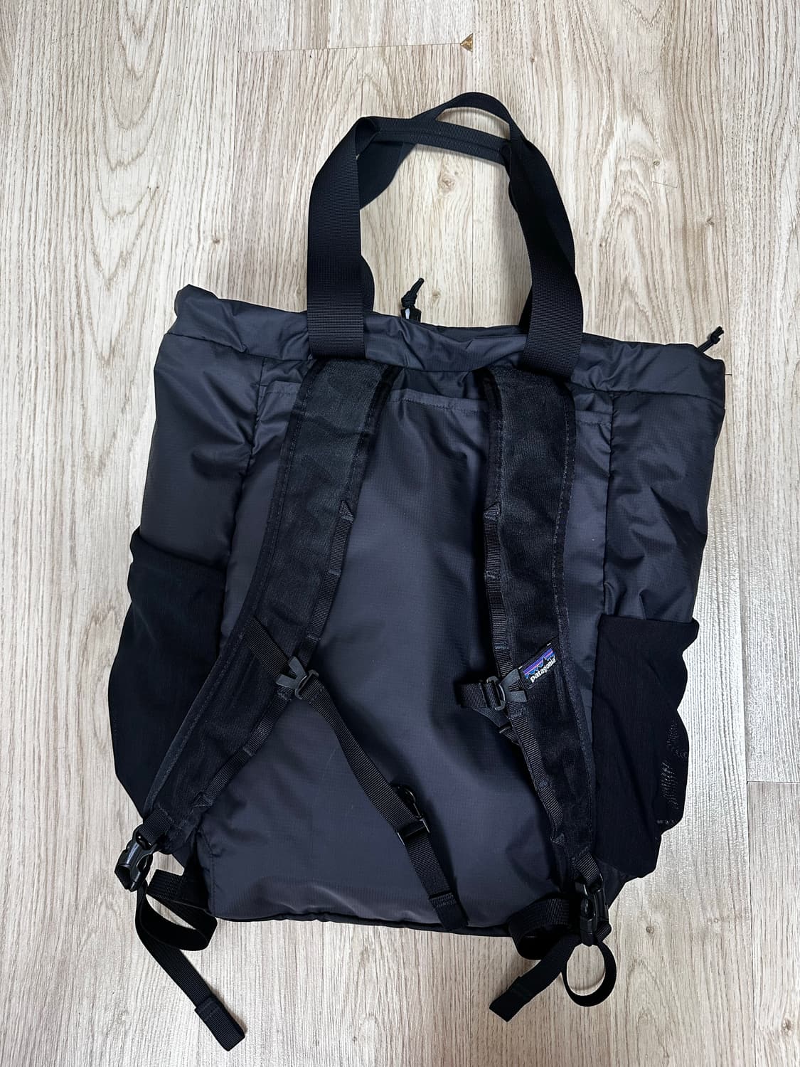 파타고니아 테라비아 토트백 백팩 2WAY 블랙 상품이미지2