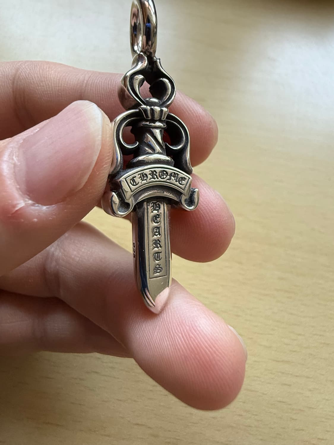 새상품 크롬하츠 더블대거 팬던트 상품이미지3