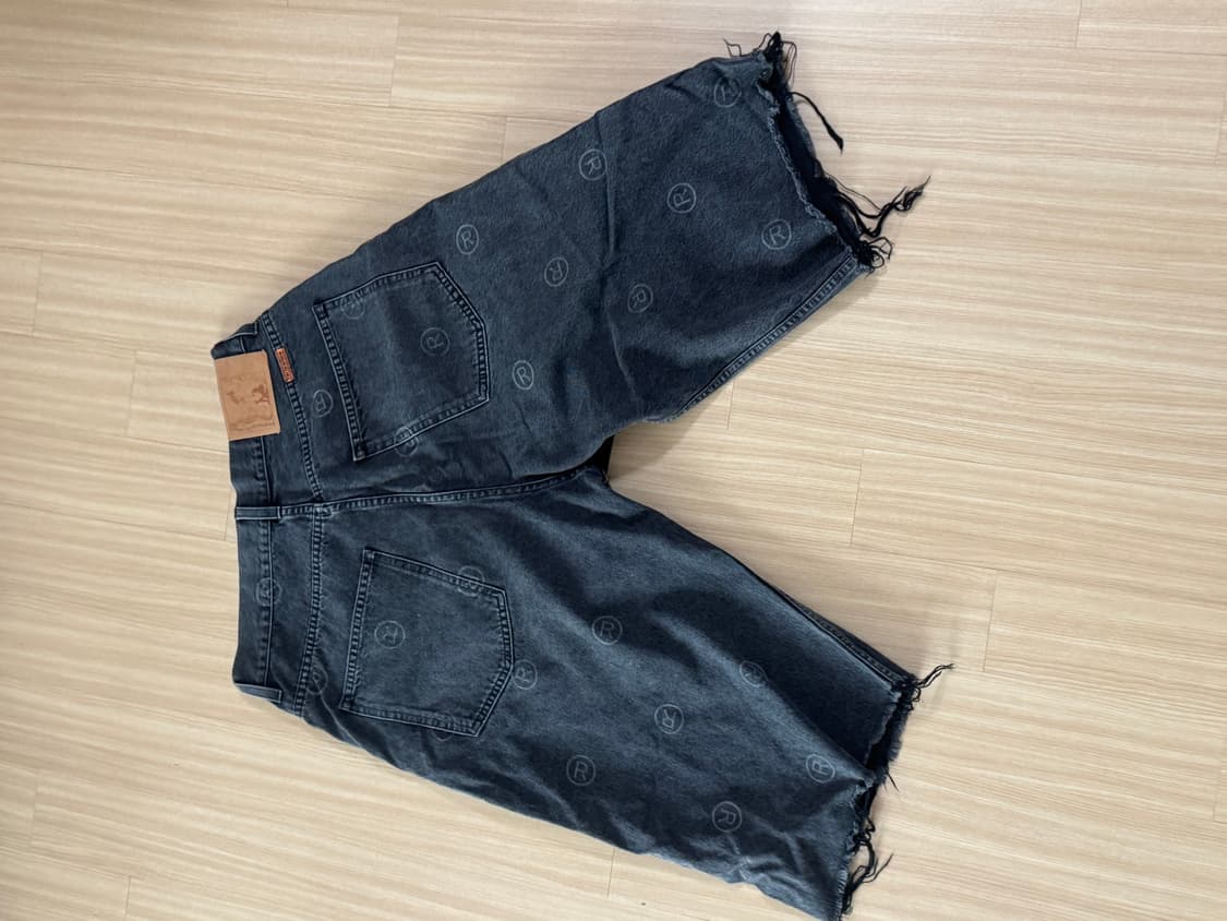 마틴로즈 모노그램 데님 쇼츠 상품이미지4