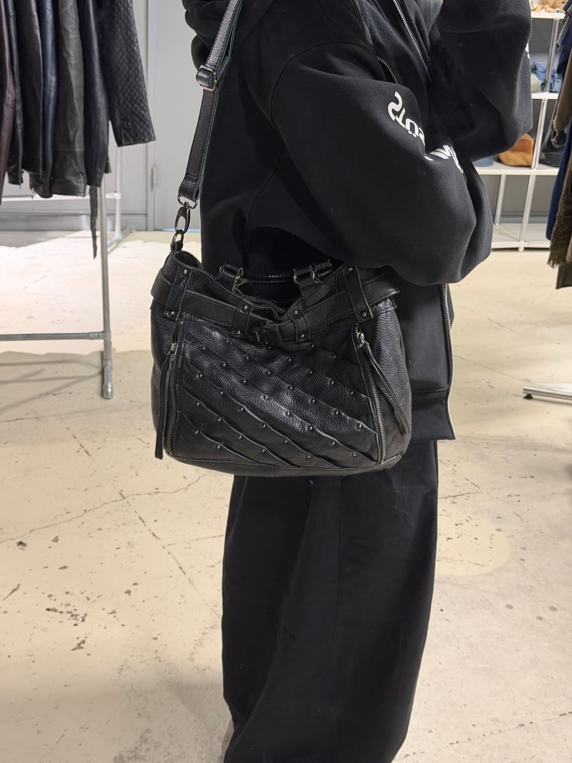 stud detail strap point real leather bag 상품이미지10