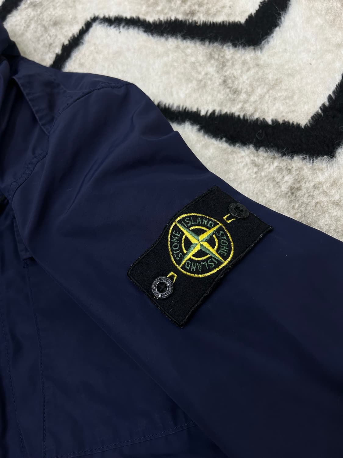 [M]스톤아일랜드 필드 바람막이/네이비/하자 상품이미지1