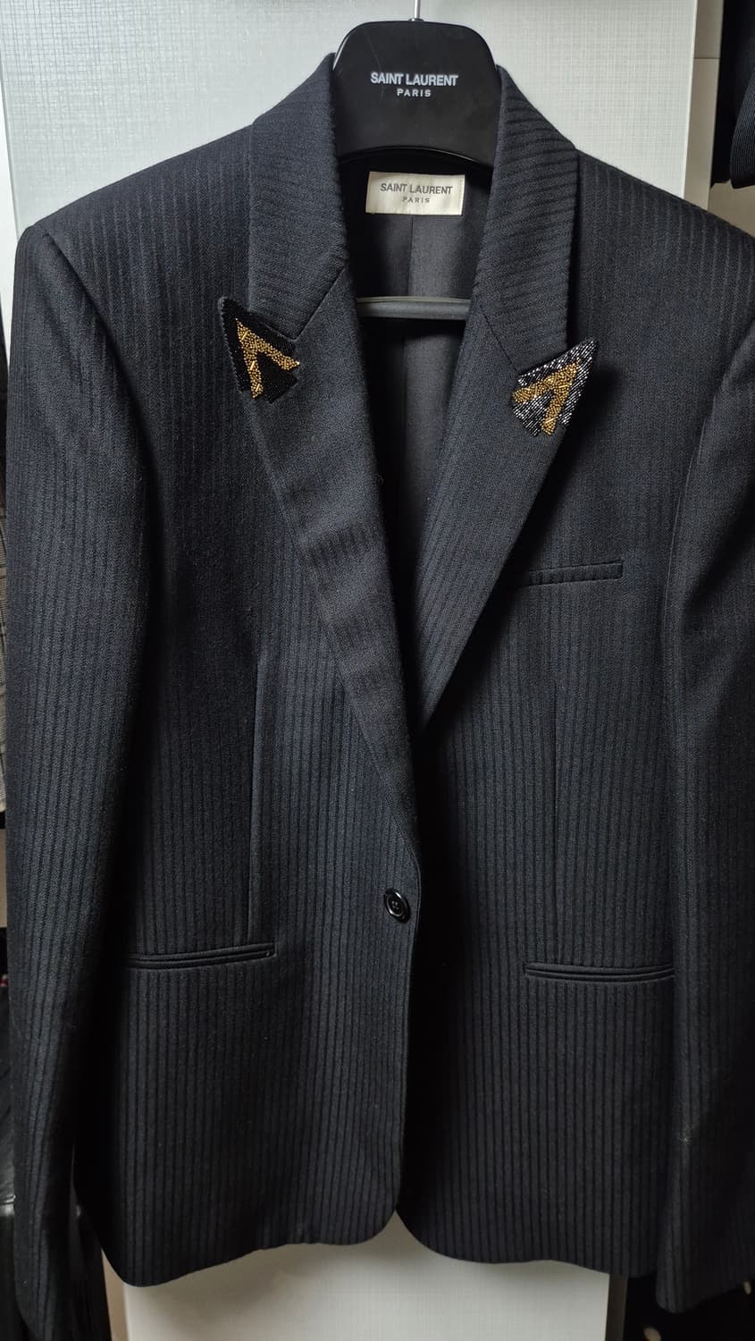 생로랑 카라디테일 피크드라펠 블레이져 48 상품이미지1