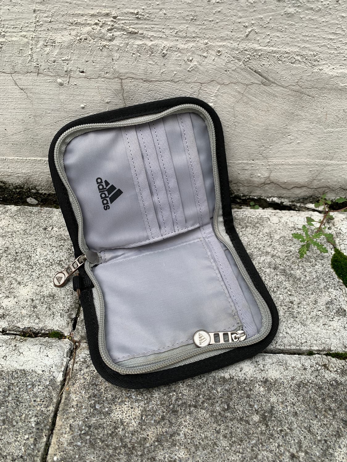 (빈티지)Adidas 아디다스 유광 에나멜 지퍼 월렛 상품이미지1