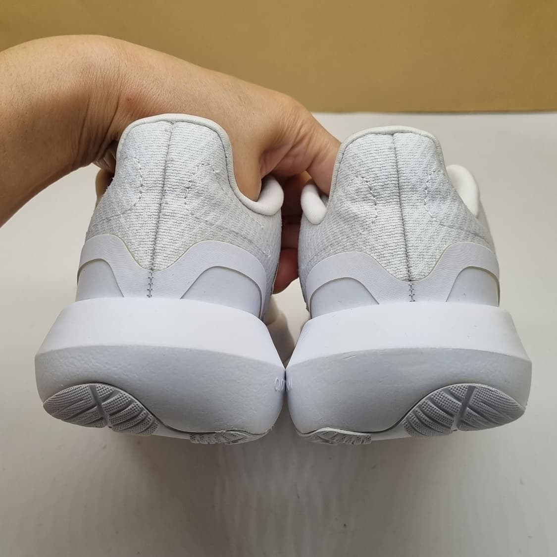 아디다스 런팔콘 여성런닝화235. 상품이미지4