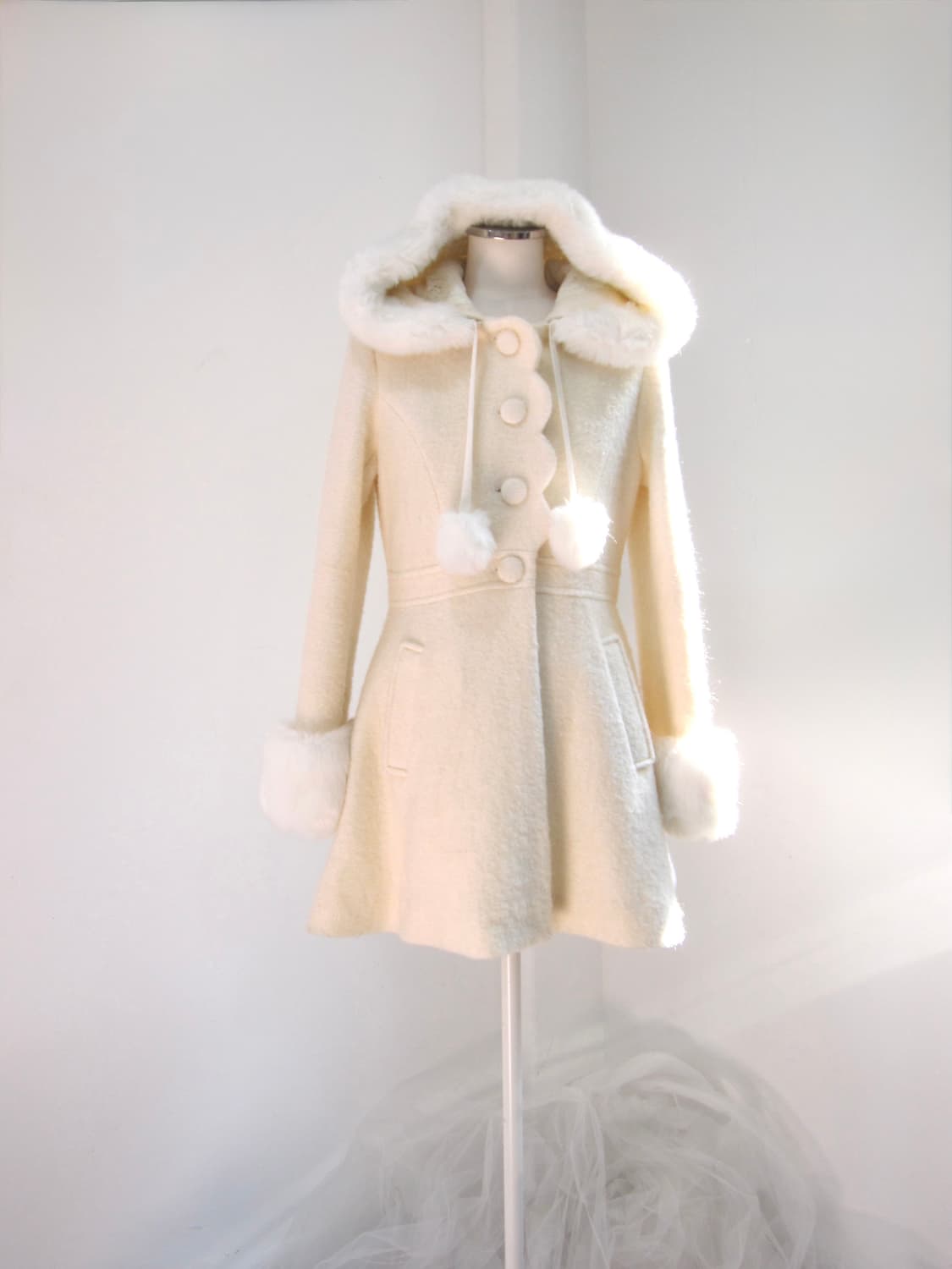 리즈리사 양산형 달천 후드 폼폼이 원피스코트 헤이세이 라떼갸루 핀터레스트 상품이미지4