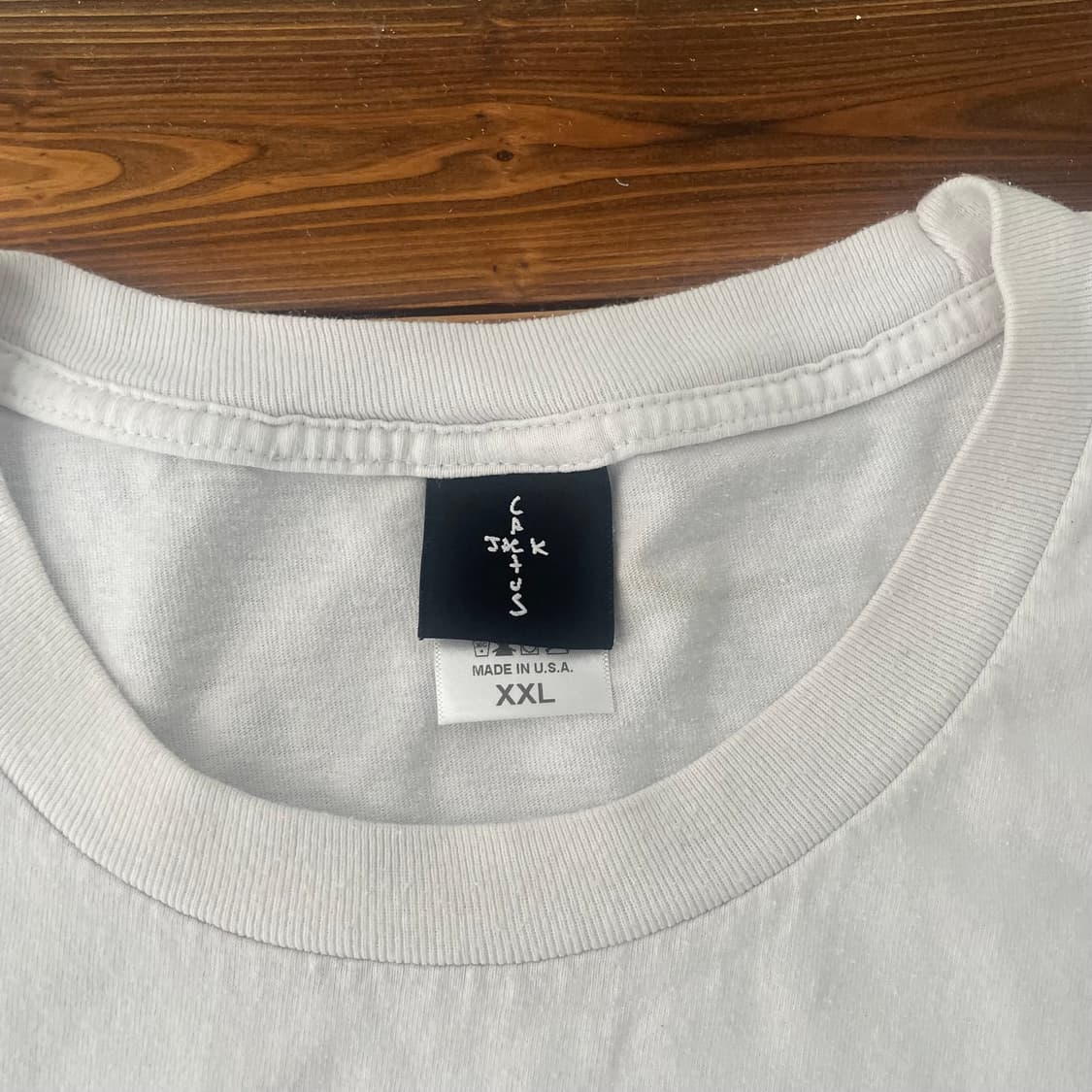 [2XL] 트래비스스캇 캑터스 잭 울프 티셔츠 상품이미지3
