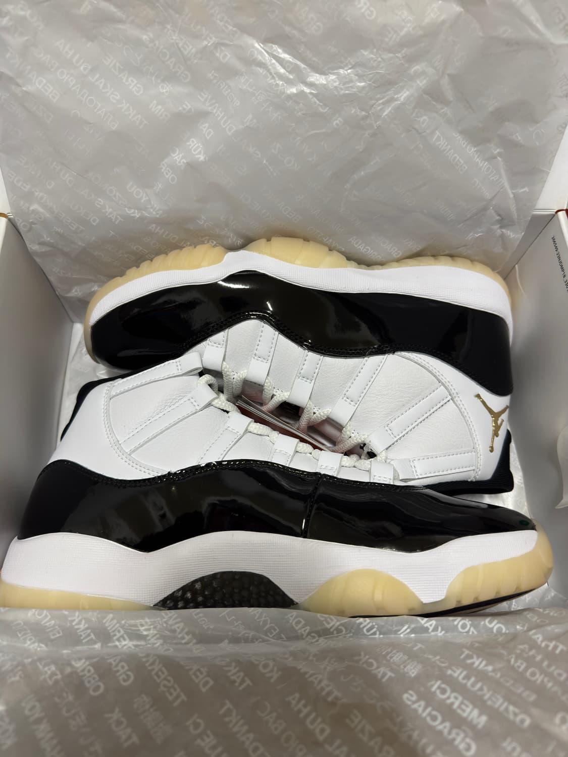 조던11 그래티튜드 270 새상품 상품이미지1