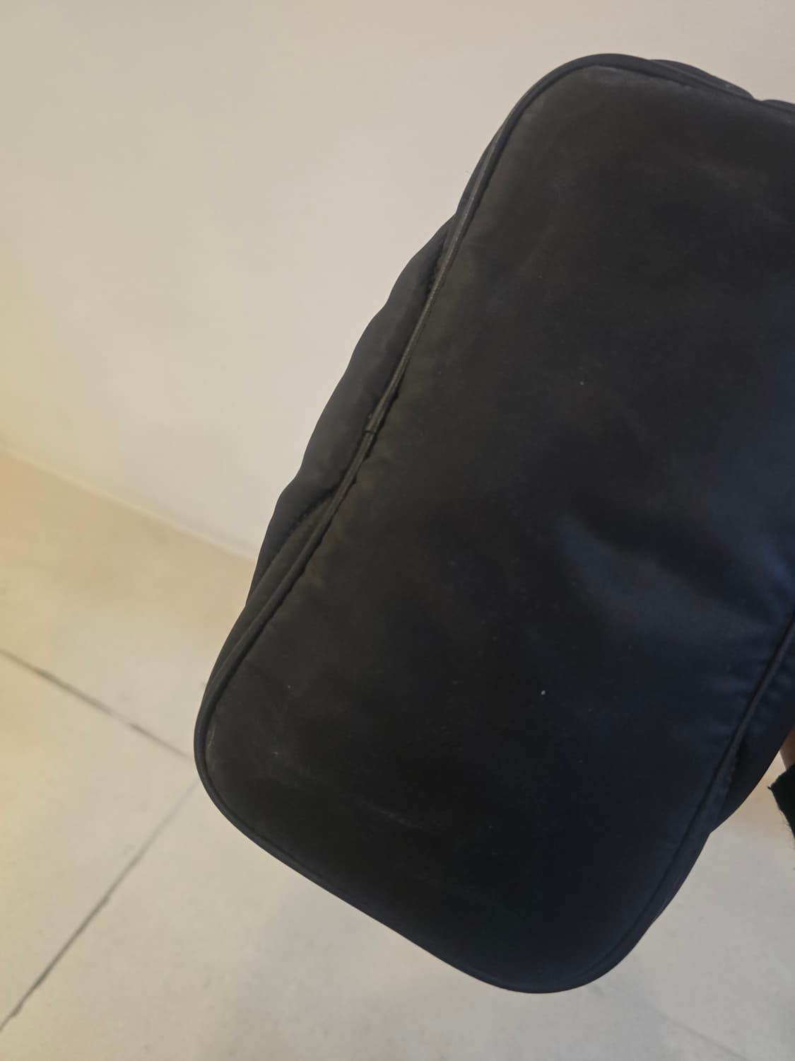 닥스 블랙 퀼팅 버킷백 상품이미지7