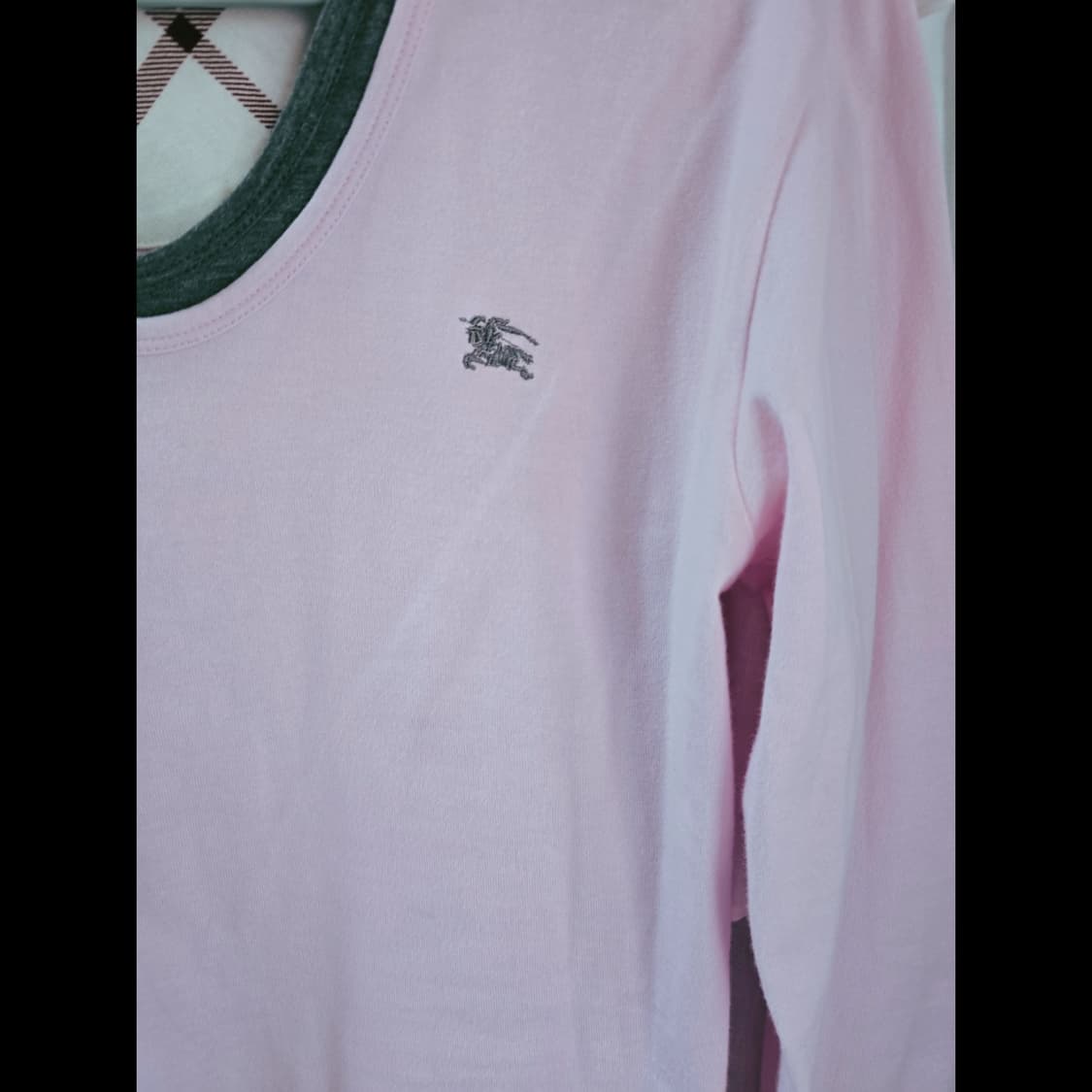 버버리 딸기우유 핑크 슬리브 티셔츠 상품이미지4