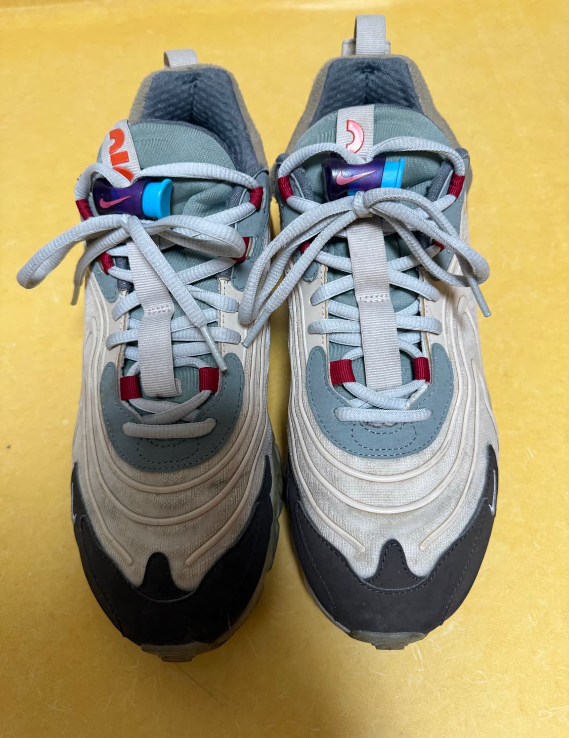 (270) 나이키 x 트래비스 스캇 에어맥스 270 리액트 캑터스 트레일 상품이미지4