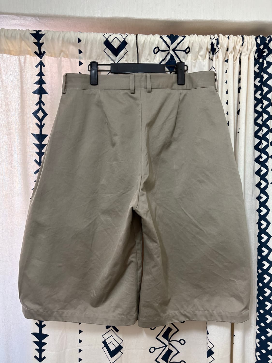 seventh 베이지 버뮤다 치노 쇼츠 상품이미지7