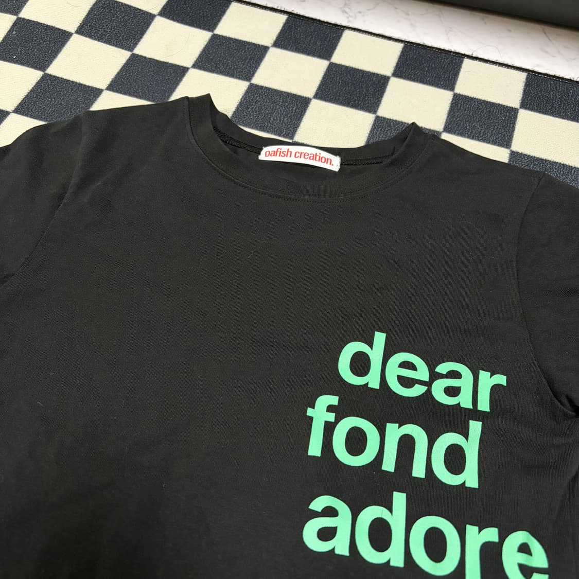 오피쉬 레터링 반팔 티셔츠 블랙 상품이미지4