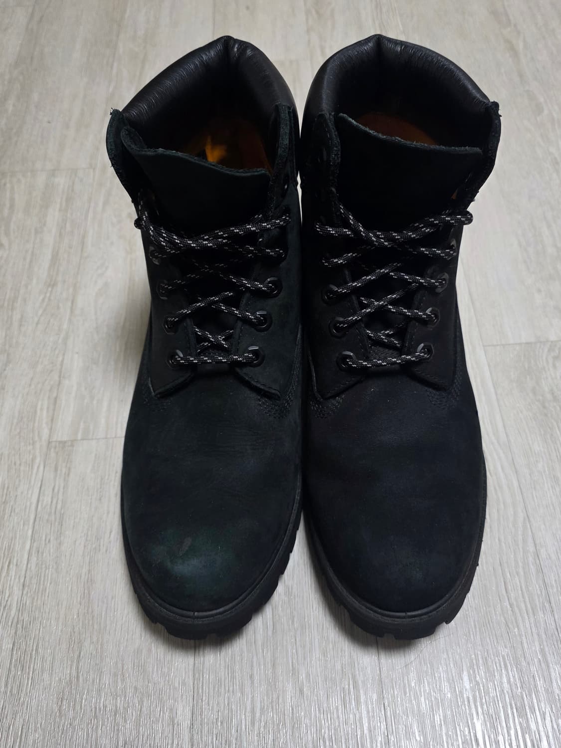 팀버랜드 블랙 6인치 프리미엄 누벅부츠(270~275) 상품이미지2