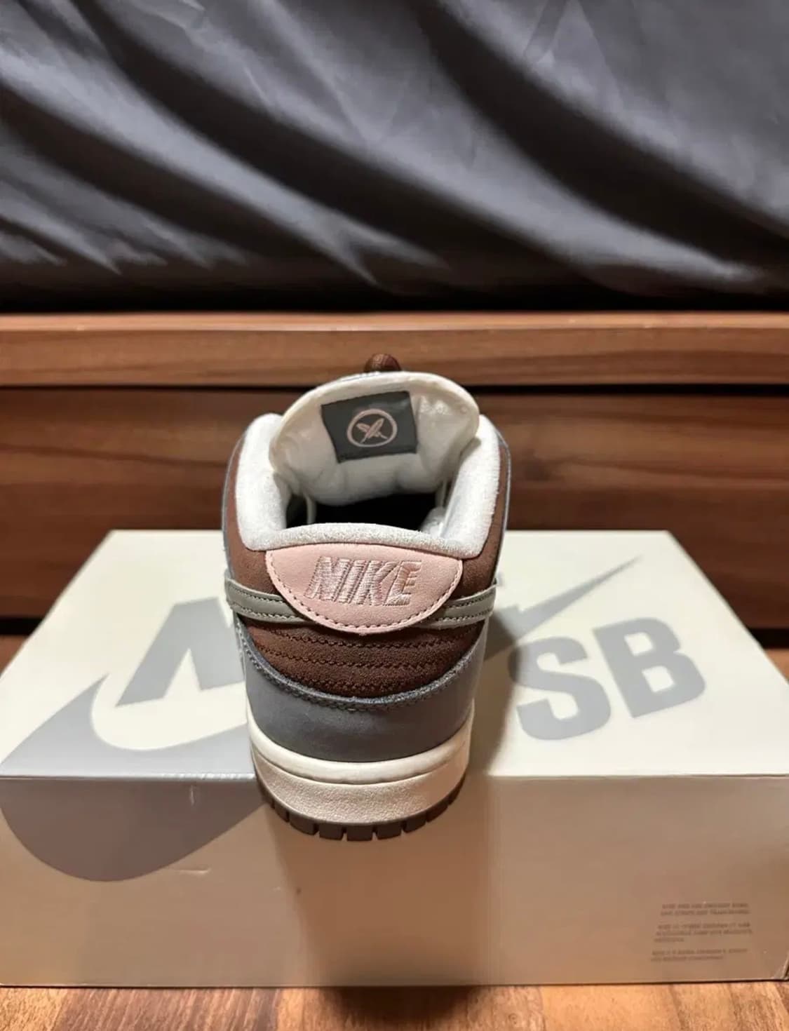 265) 나이키 x 유토 호리고메 sb 덩크 로우 울프 그레이 상품이미지3