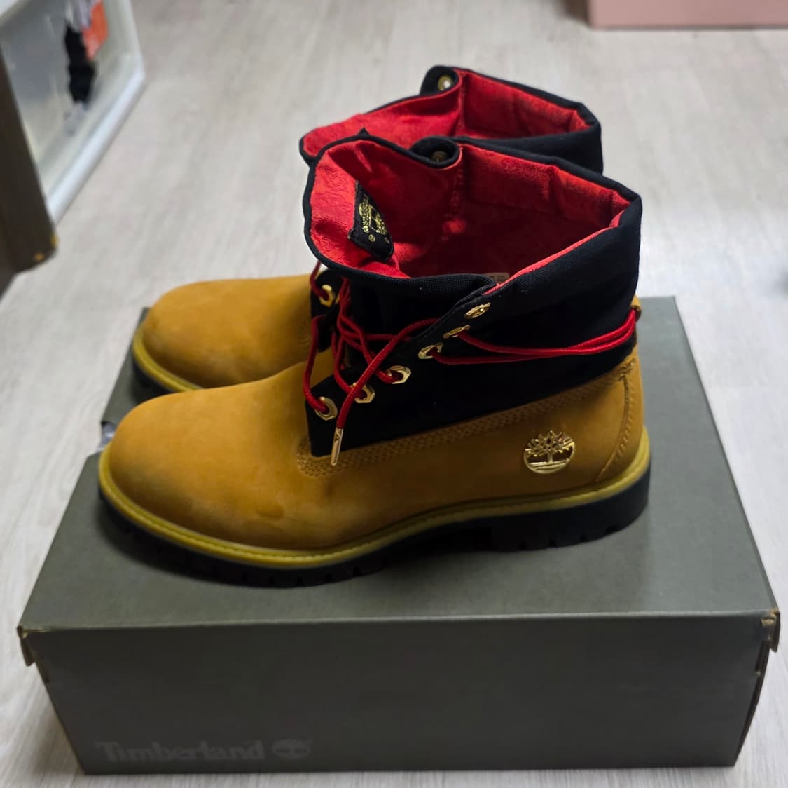 (250~255)팀버랜드 6인치 워터프루프 롤탑 부츠 상품이미지4