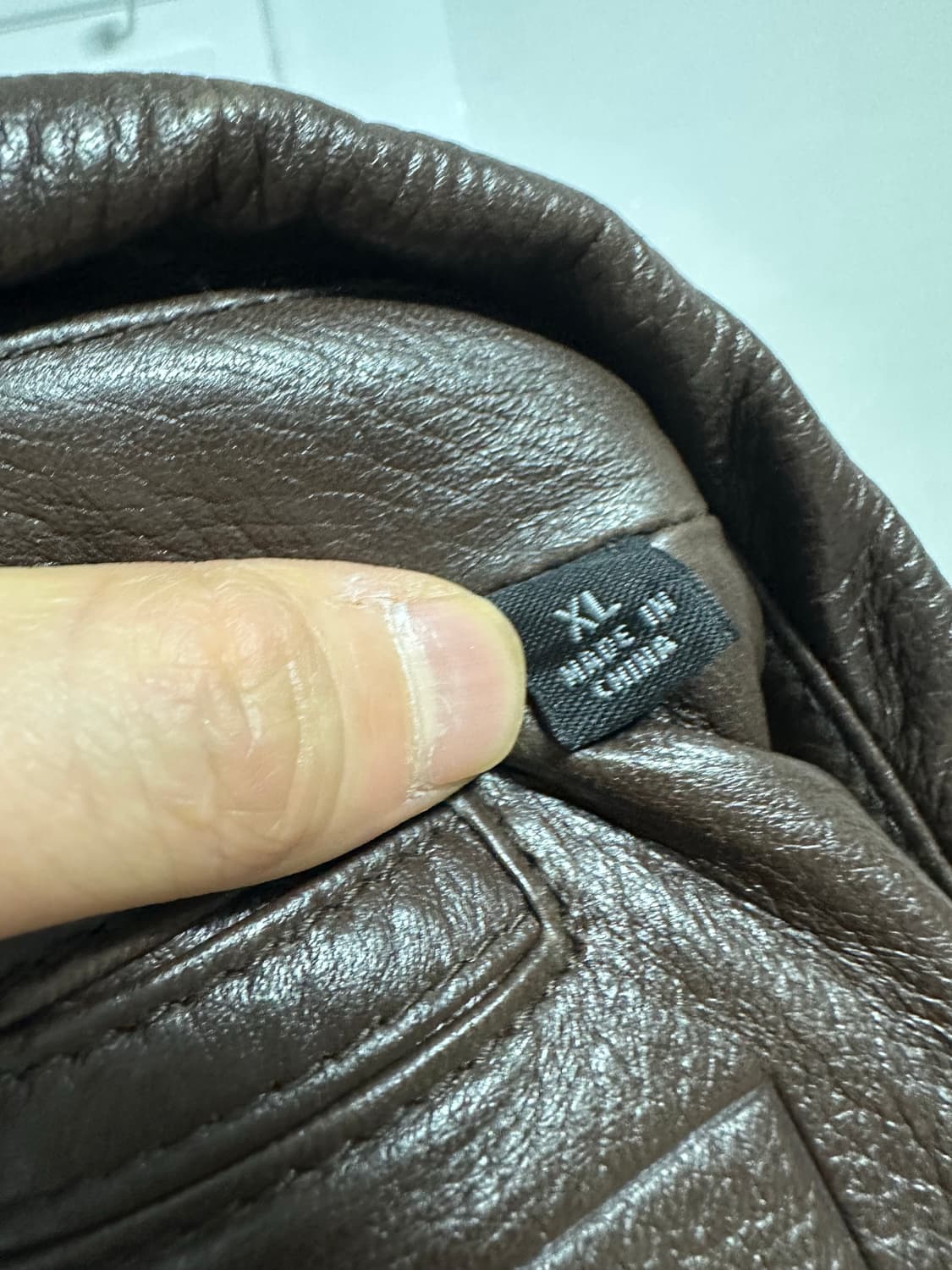 라운드트리 쉽스킨 A-2 자켓 상품이미지6