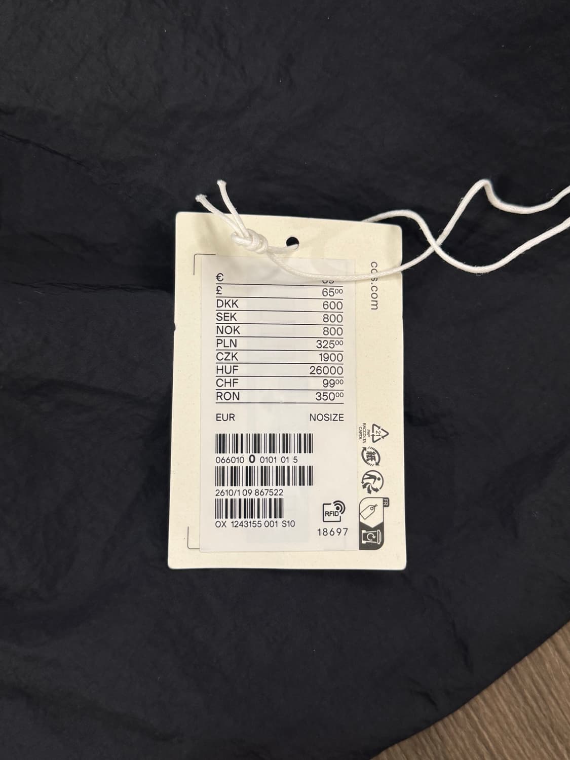 COS 코스 캐노피 미니 크로스백 블랙 상품이미지9