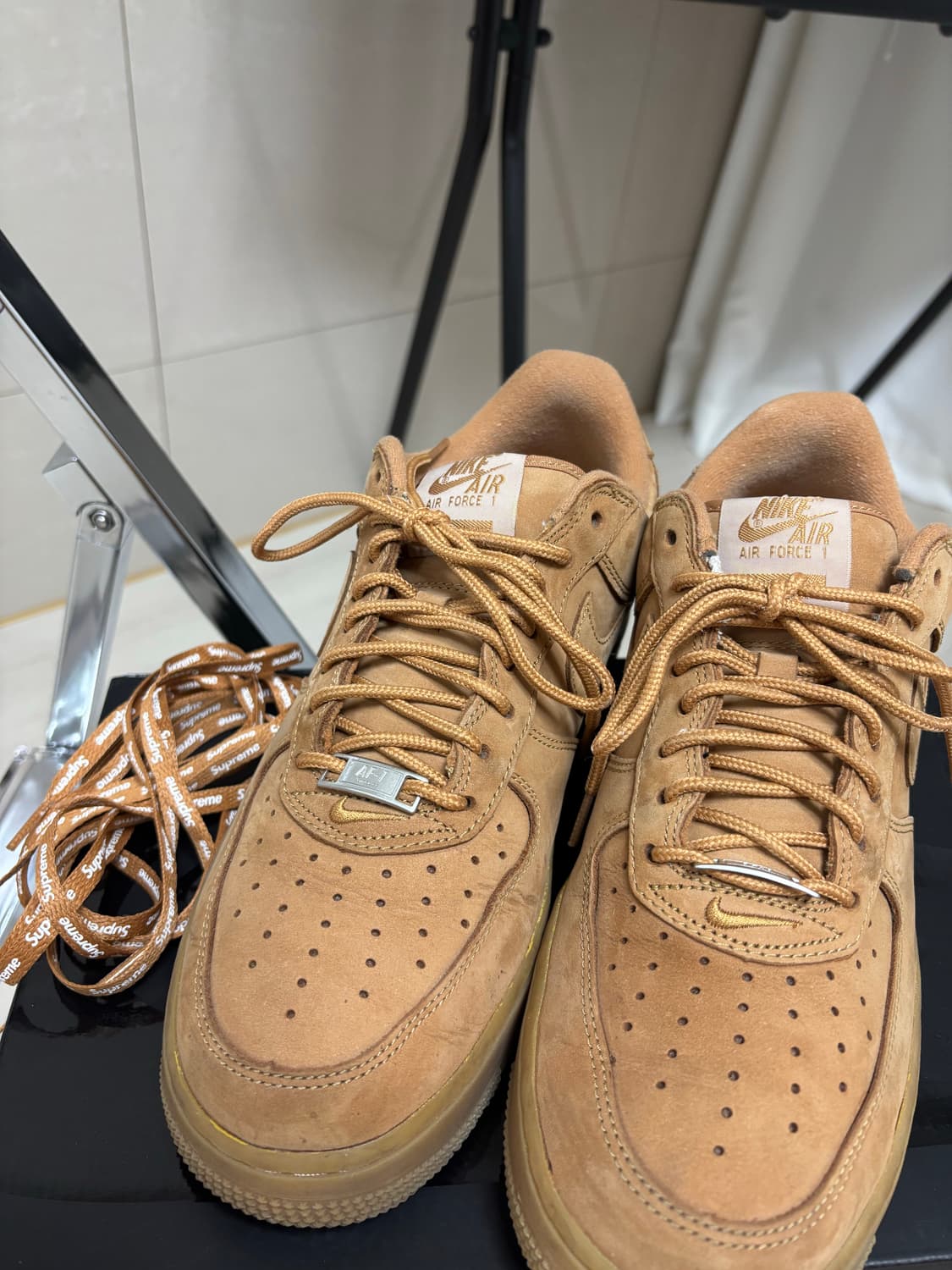 [270] 나이키 x 슈프림 에어포스 1 로우 플랙스 된장포스 상품이미지3